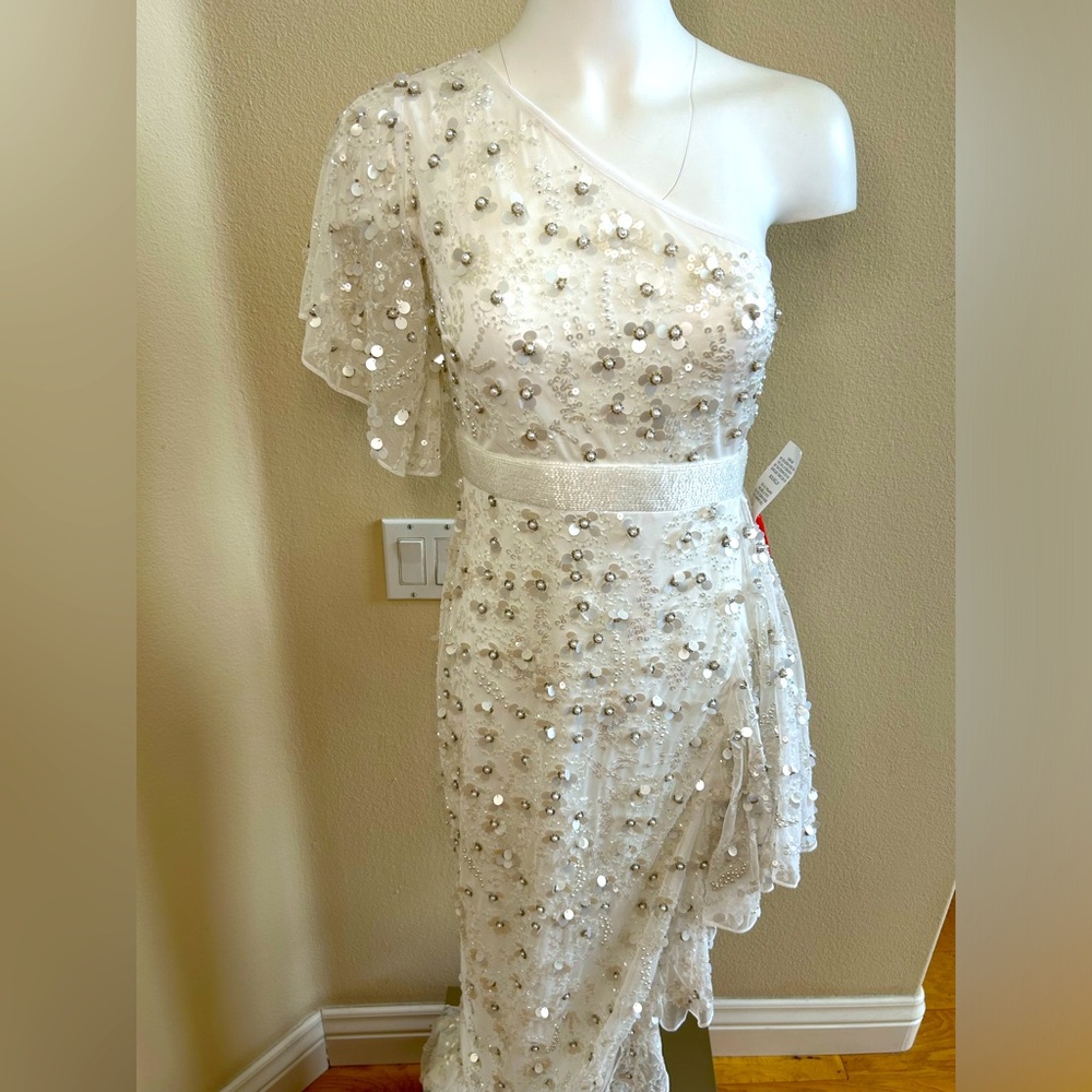 Mac Duggal NWT 4 One Shoulder Embellished High Low Asymmetric Gown White - Picture 6 of 13